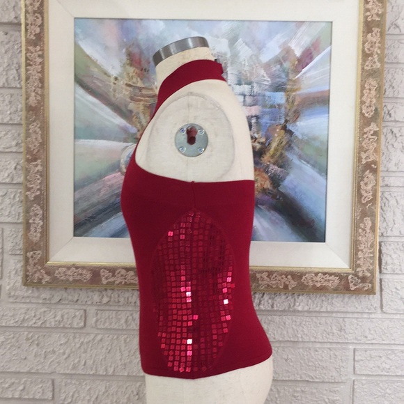 Yuka Sequin Side Mock Crisscross Neck Halter Top - Picture 4 of 10